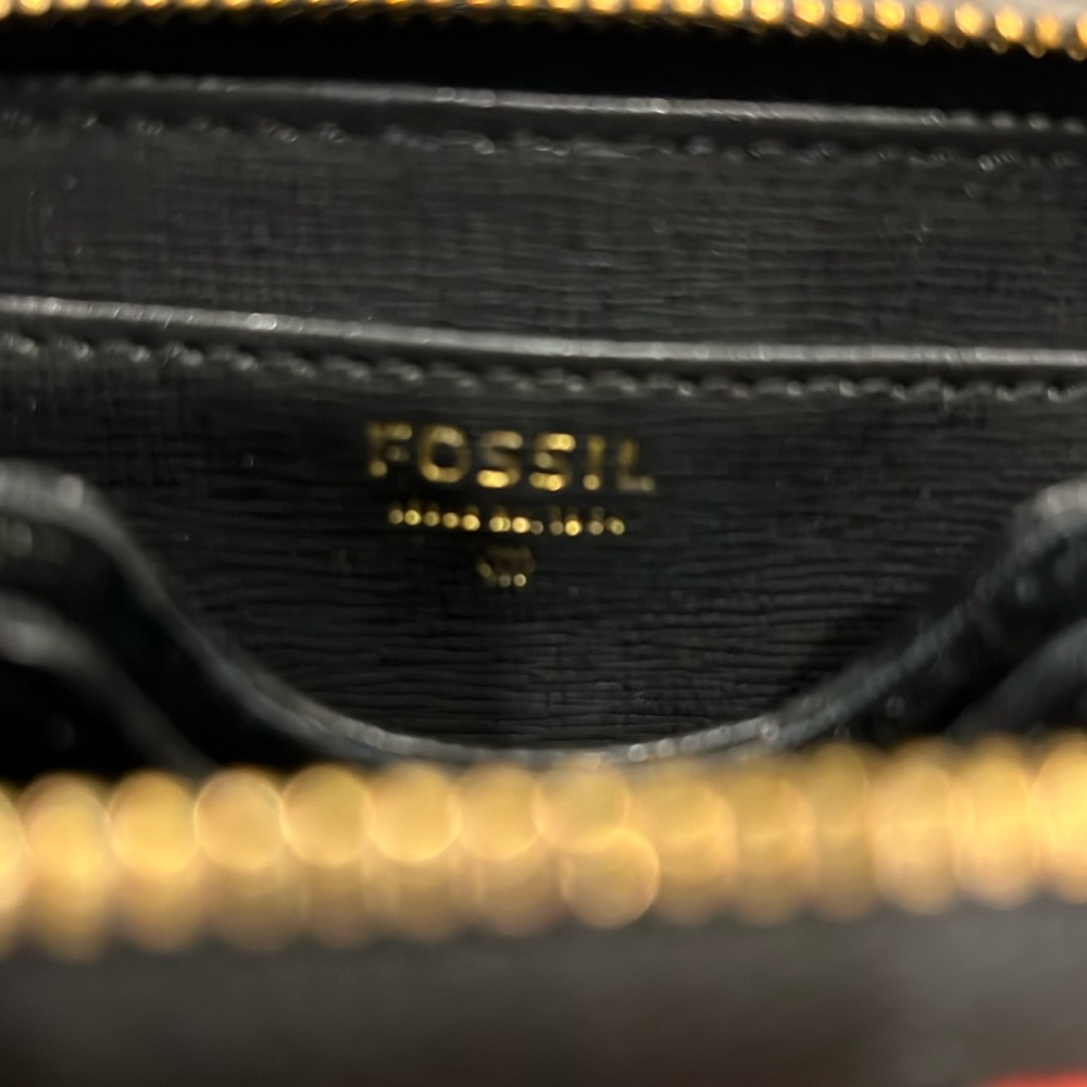 Fossil zip around wallet wristlet - Picture 7 of 11